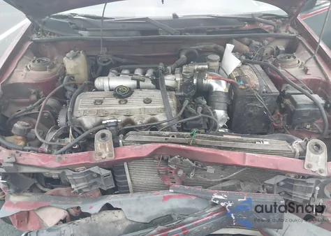 1993 Ford Escort из США, поврежденный, VIN 1FAPP10J7PW296639